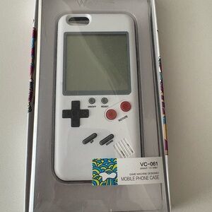 Gameboy Style iPhone Case with Built-in Retro Games –‎ For iPhone 6/6s/7/8/SE